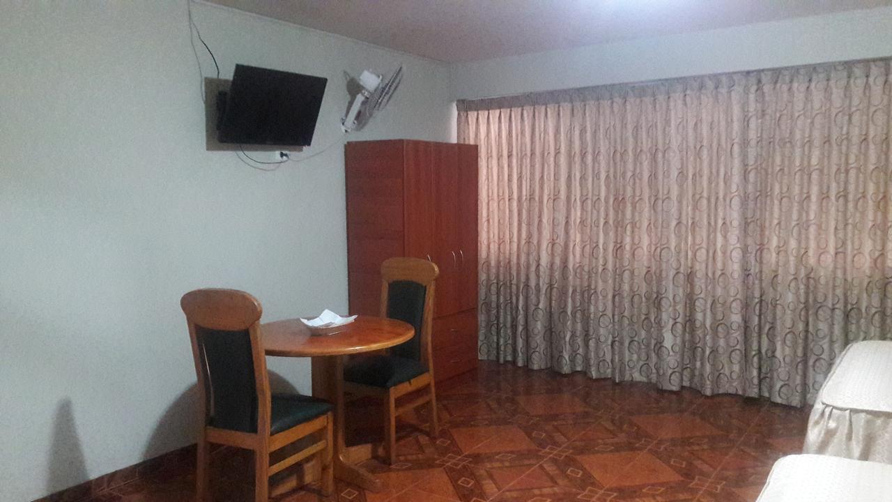Antares Inn Lima Exterior photo
