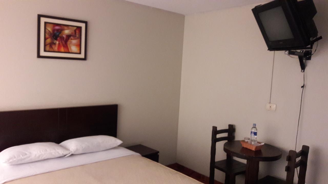 Antares Inn Lima Exterior photo
